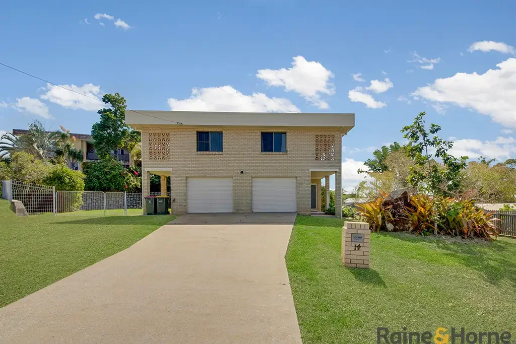 Sun Valley 4 Bedroom ALL OFFERS SUBMITTED BY COB MONDAY 1ST SEPTEMBER