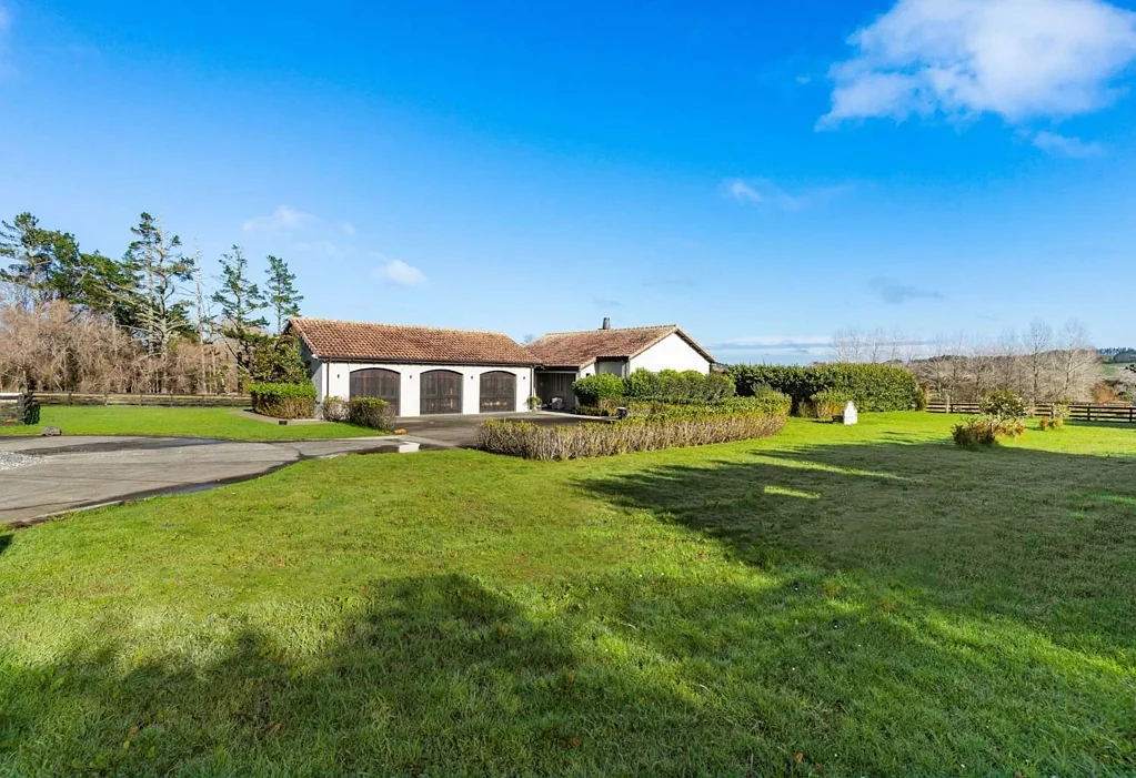 Dairy Flat Lifestyle Gem – 2-Bedroom Home + Separate Master Suite