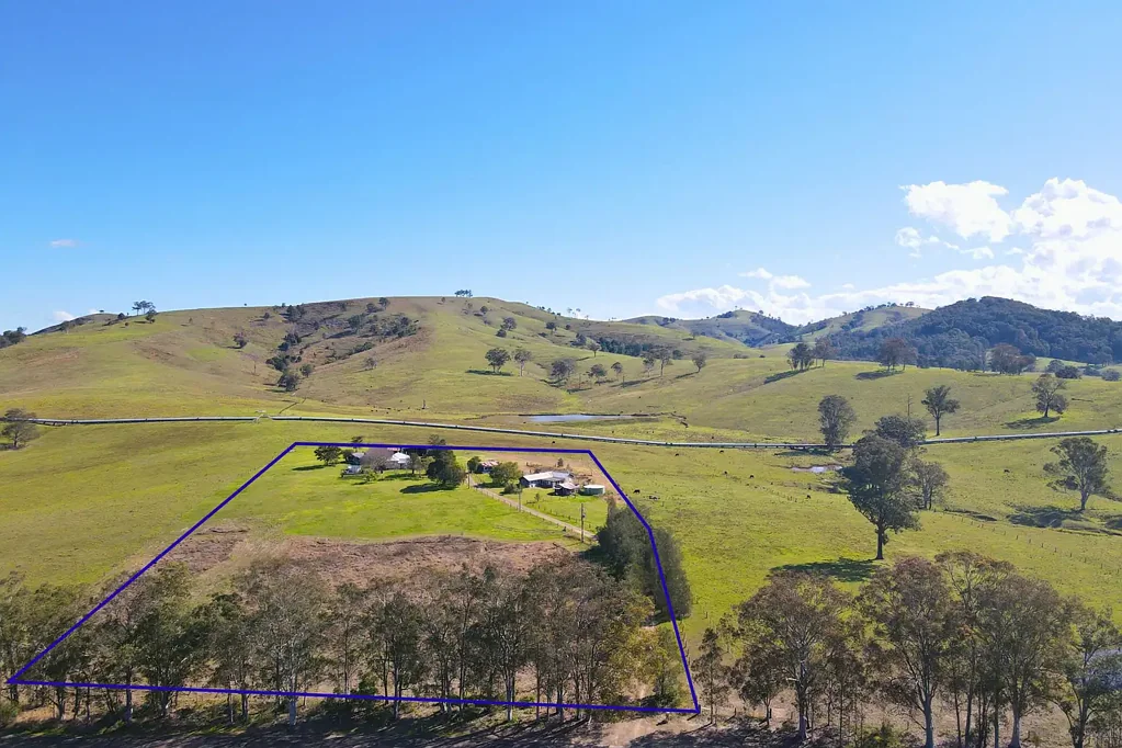 Dungog  8 Acres, Two Cottages & Plenty of Potential
