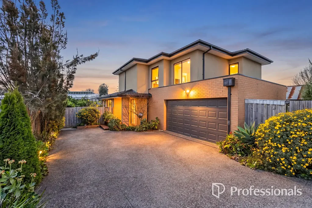 Nunawading 4chambre House Sized Free-Standing, Premium Quality