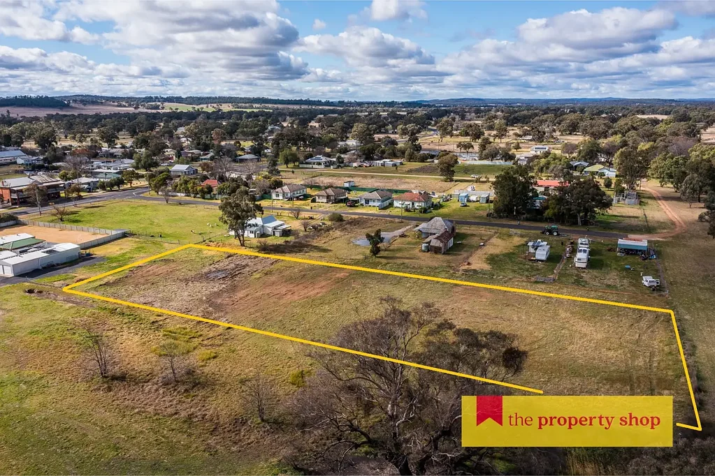 Mendooran RARE OPPORTUNITY, VACANT LAND ON 5 TITLES IN THE HEART OF MENDOORAN
