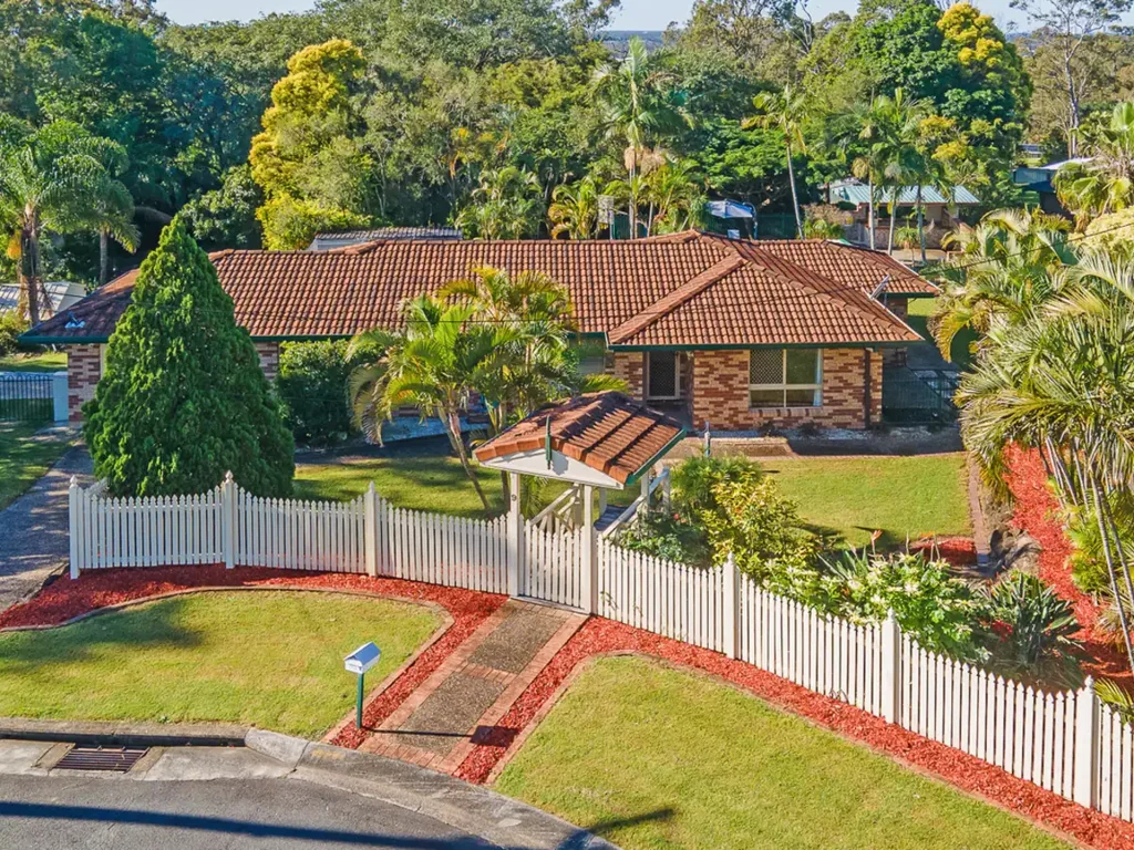 9 Crocus Way, Gaven, QLD 4211