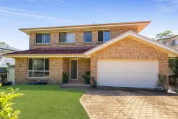 165 SPINNAKER WAY, Corlette