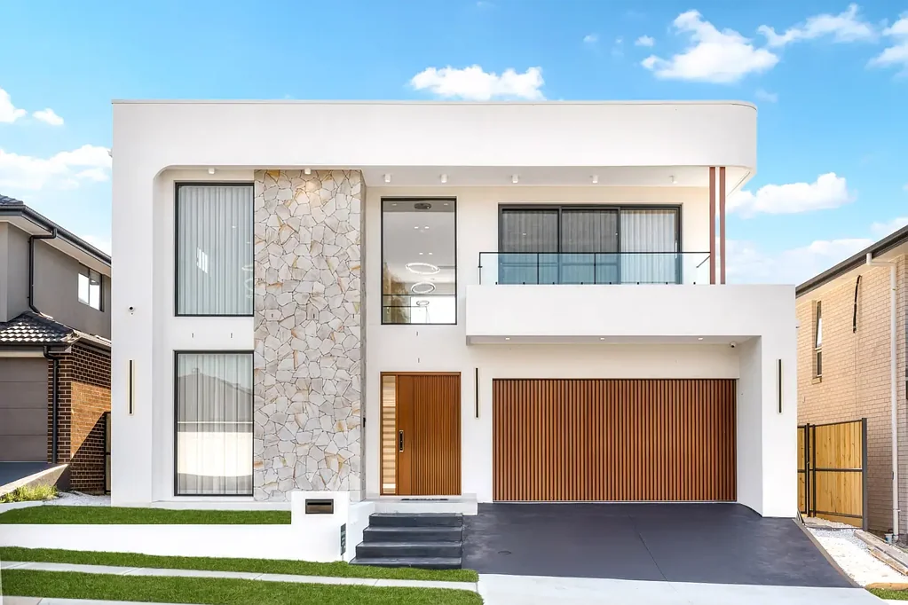Box Hill 5房 全新 40sq 建筑杰作，带豪华泳池 Brand-New  Aspect 40sq Luxury Family Residence with Pool, Perfectly Positioned Close to All Amenities
