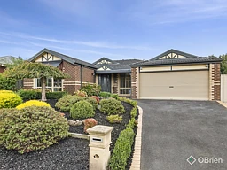 7 Longwood Drive, Mornington
