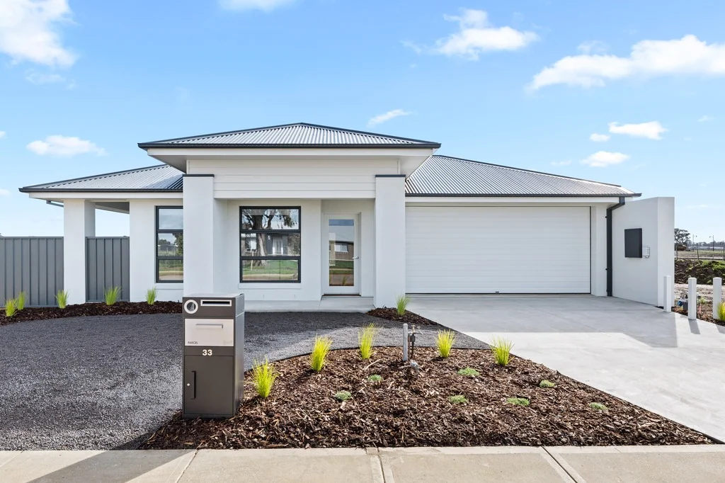 Modern Living: Newly Built 4 Separate Apartments under one roof