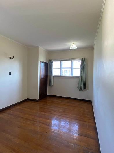 Great Location In Mt Roskill