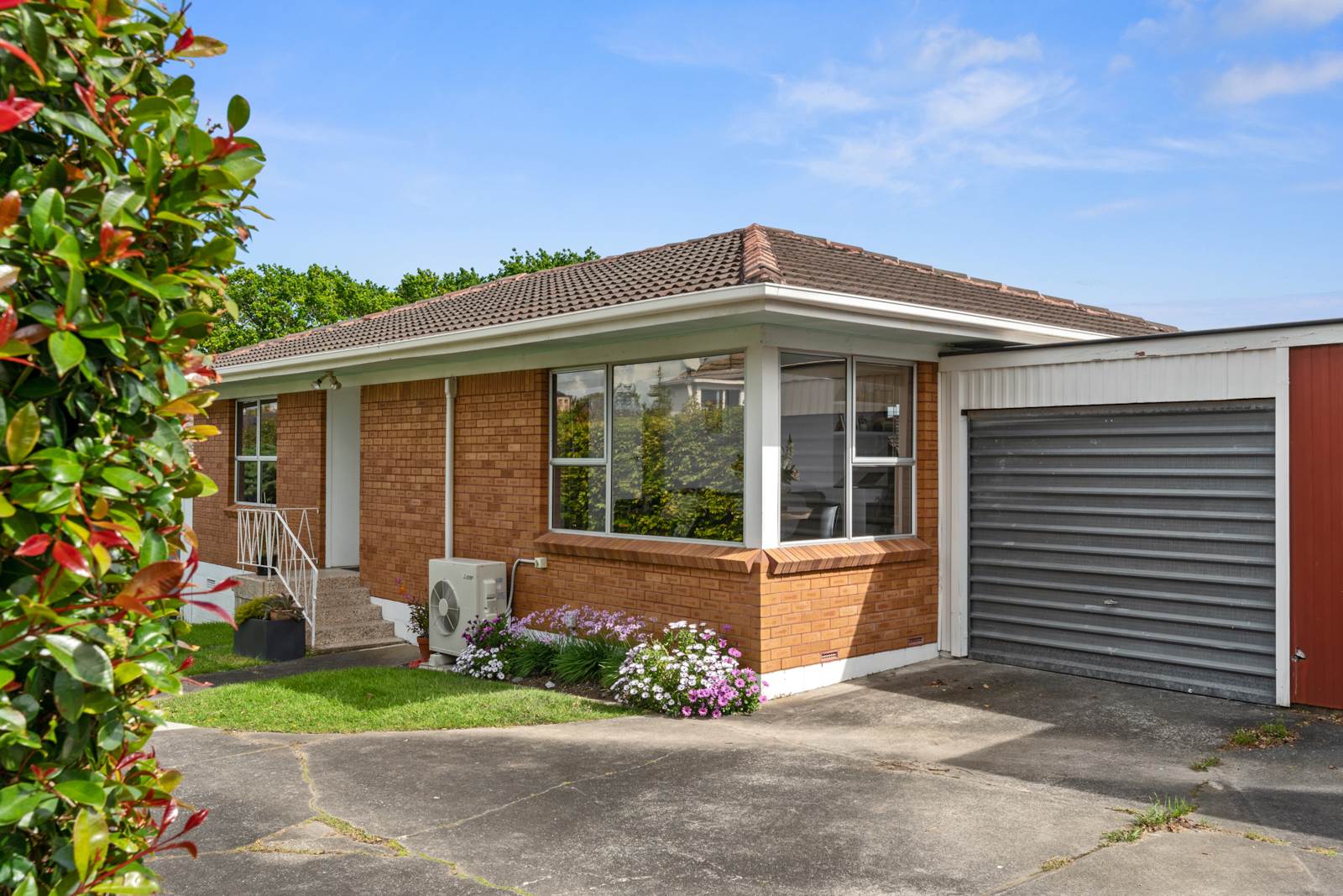 2/9 Roberts Avenue, Bayswater, Auckland - North Shore, 2 कमरे, 1 बाथरूम