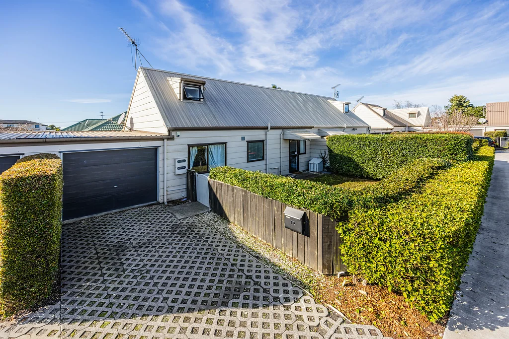 Takanini 3ਬੈੱਡਰੂਮ Charming 3-Bedroom Home in Secure Gated Community