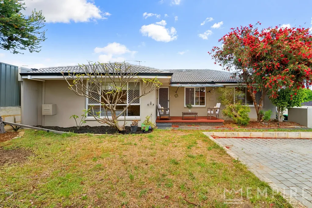 5 Bardolph Road, Spearwood, WA 6163