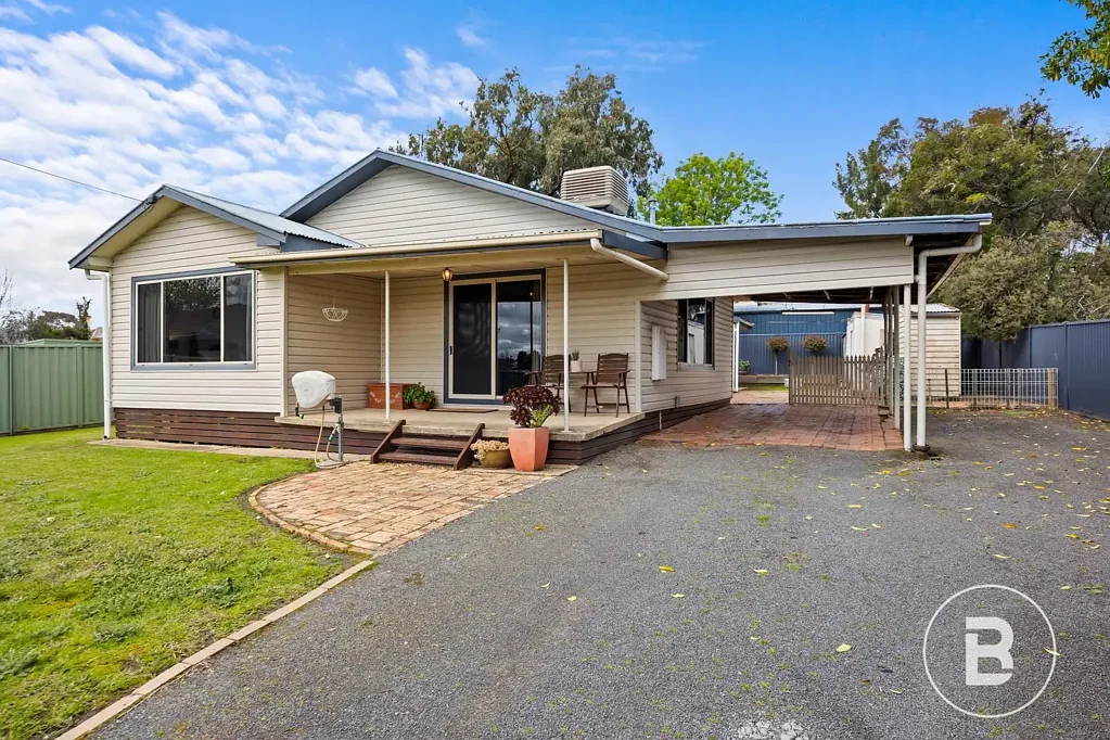Stawell 3Zimmer Comfortable Living on a Generous Block