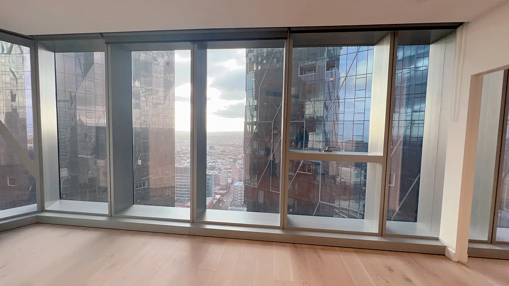 Melbourne 2침실 Newly completed: 2 Bed 1 Bath, Tower B, West Side Place