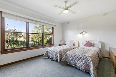 61 Church Street, Colac, VIC 3250, 2 Kuwarto, 1 Banyo, House
