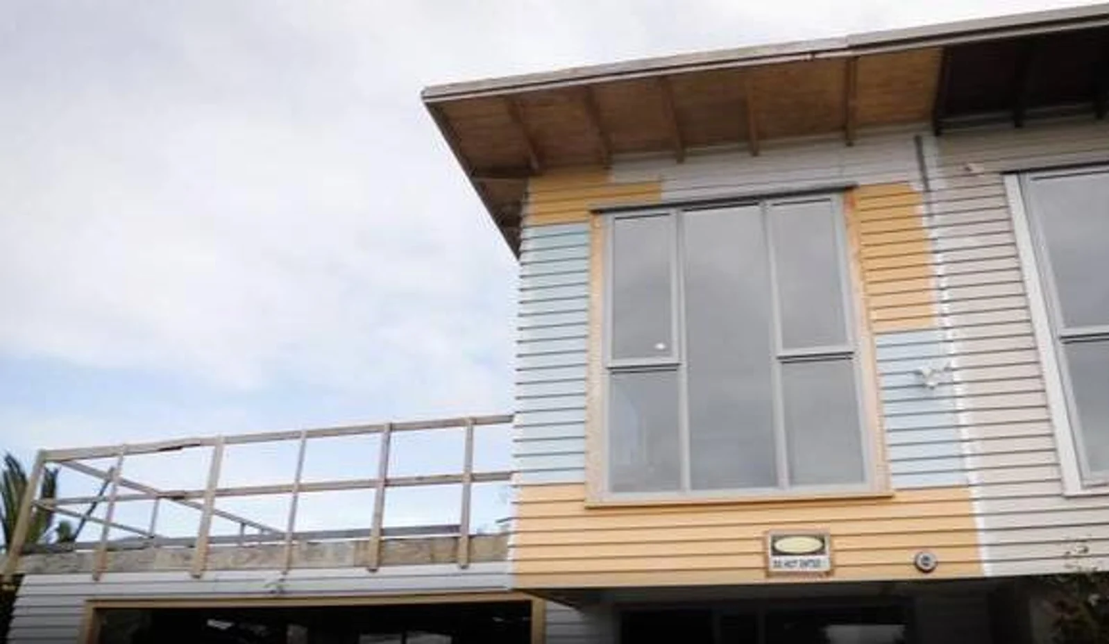 惨痛！中区业主翻修自家房屋，结果建筑商被移民局遣返，建筑款血本无归
