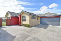 27 Coolspring Way, Redwood