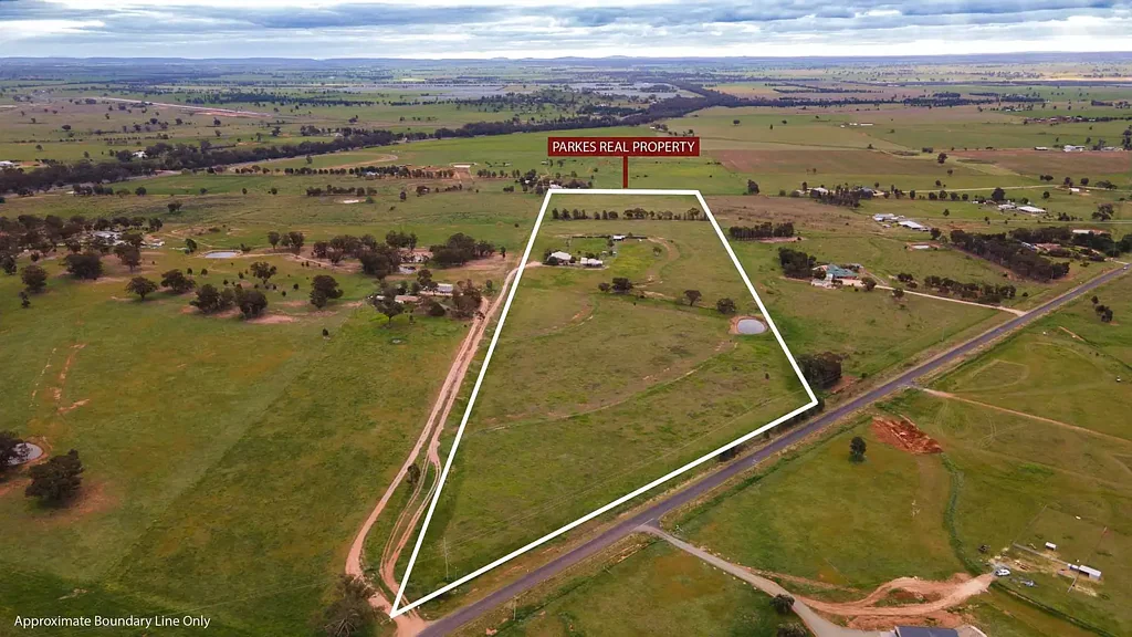 Parkes 4房  Instant Appeal -  Perfect Location