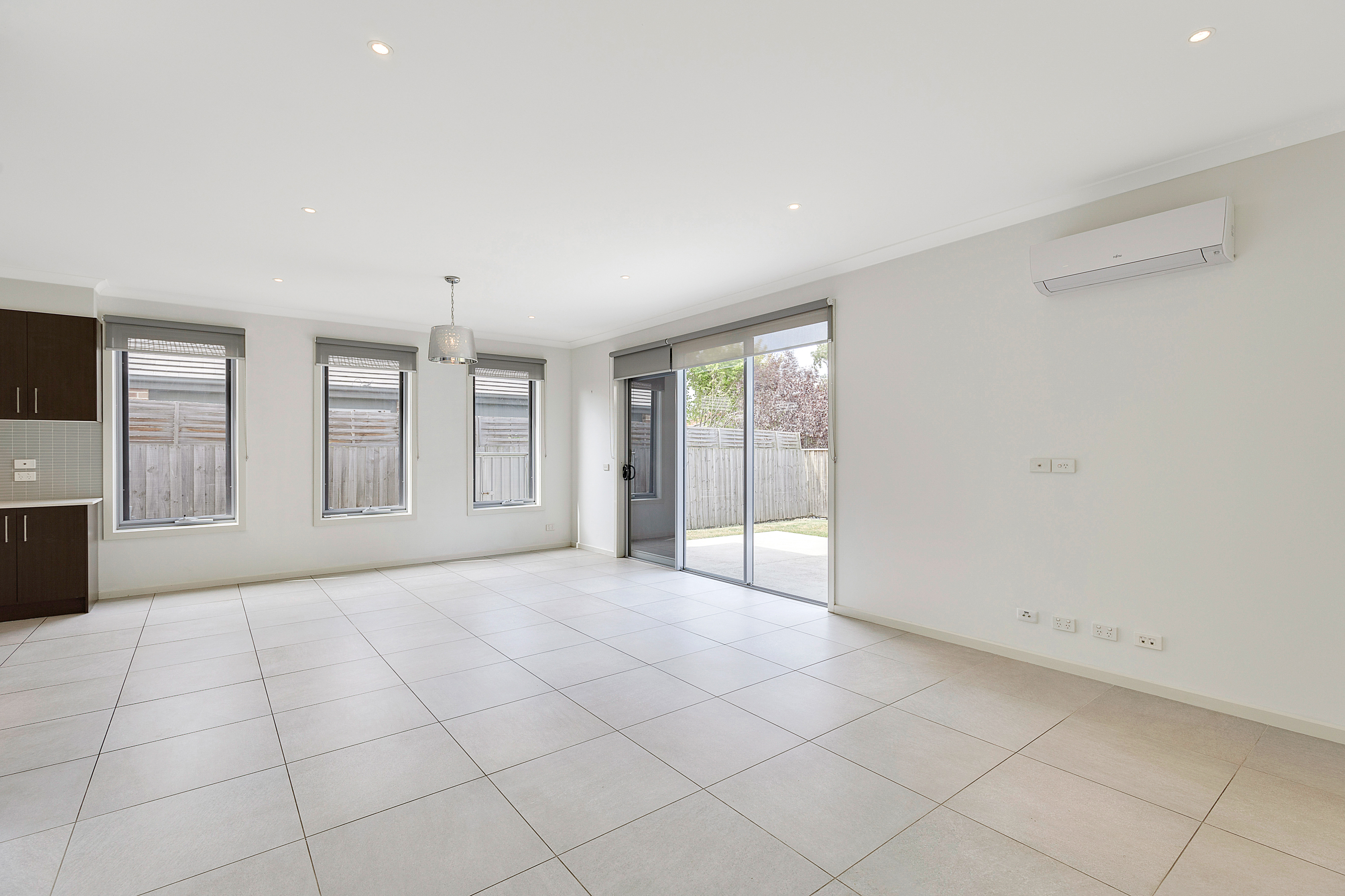 40 TUROSS CR, SOUTH MORANG VIC 3752, 0 Kuwarto, 0 Banyo, Townhouse