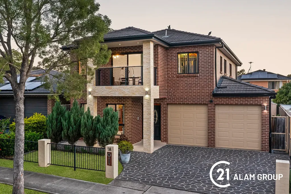 1A Sandeford Way, Minto, NSW 2566
