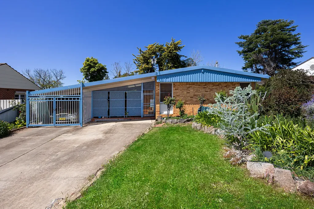 87 Bourke Street, Turvey Park, NSW 2650
