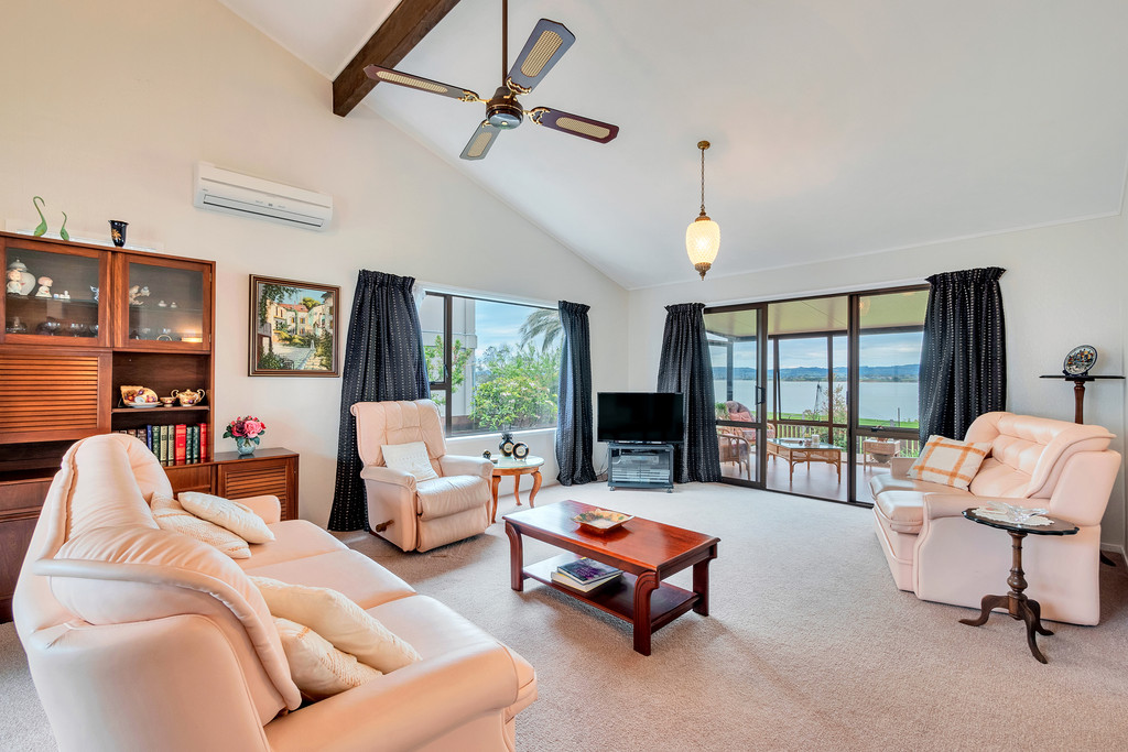 124 Carnoustie Drive, Wattle Downs, Auckland - Manukau, 4 chambres, 0 salles de bain