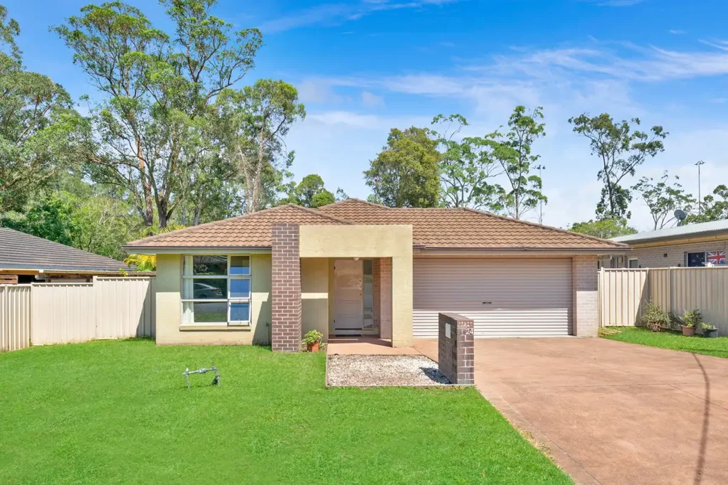 24 De L'isle Drive, Watanobbi, NSW 2259