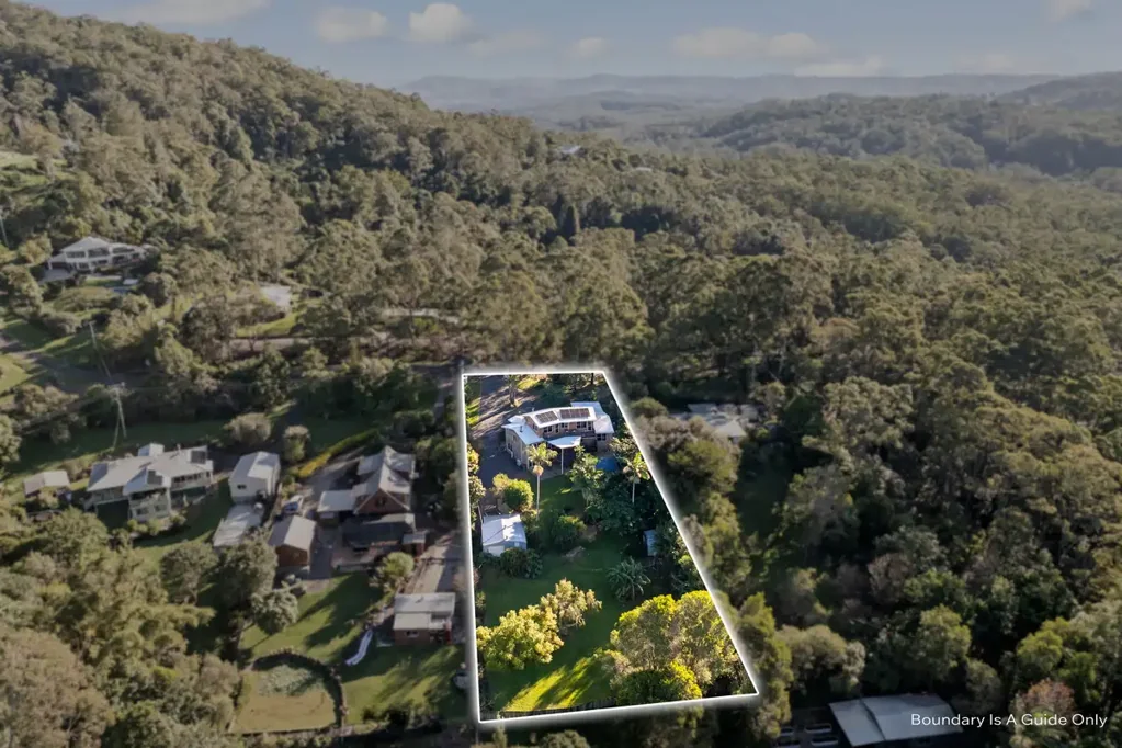 Mount Mellum 5房  Character, Charm & Ocean Views on Half an Acre