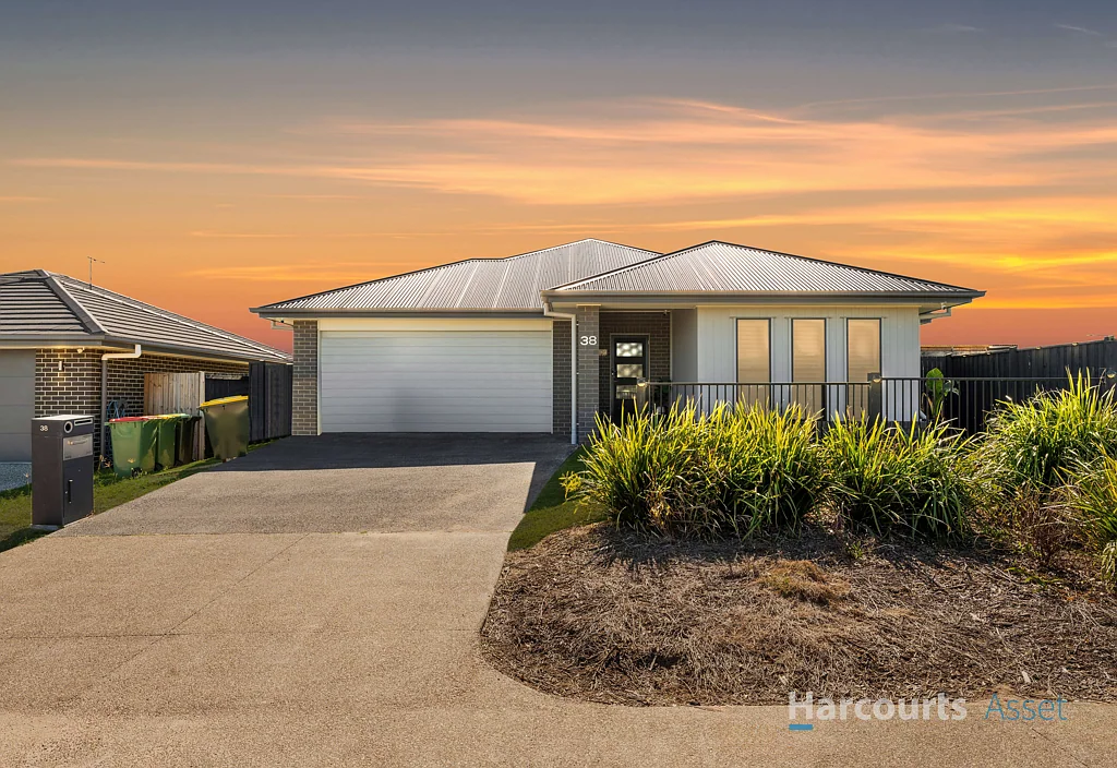 38 Finch Circuit, Flagstone, QLD 4280