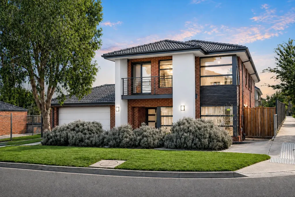 Point Cook 6房 Alamanda学区 544sqm转角地 六卧三卫 豪华石材岛台 高挑天花板 宽敞生活空间 超大车库 Grand Family Luxury in the Heart of Alamanda College Zone