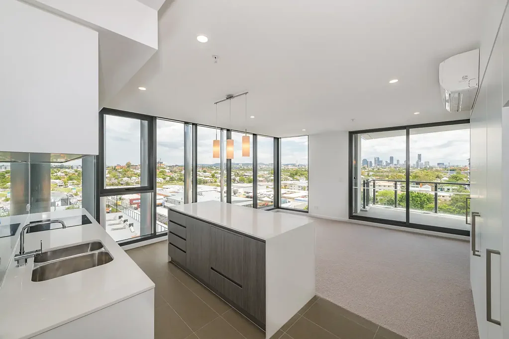 3 Bed Spectacular Views North Tower Coorparoo Square