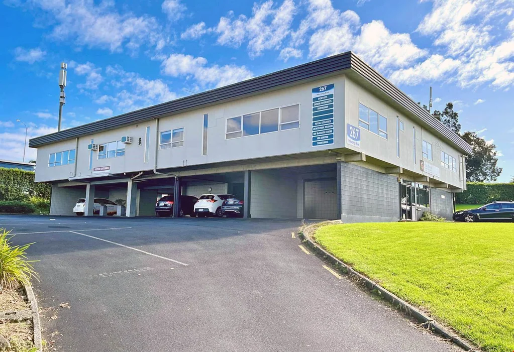 Pakuranga 76M² OFFICE FOR LEASE
