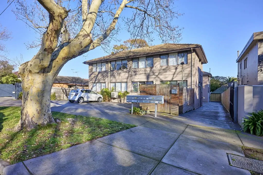 6/15 BELMONT AVENUE, Glen Iris, VIC 3146