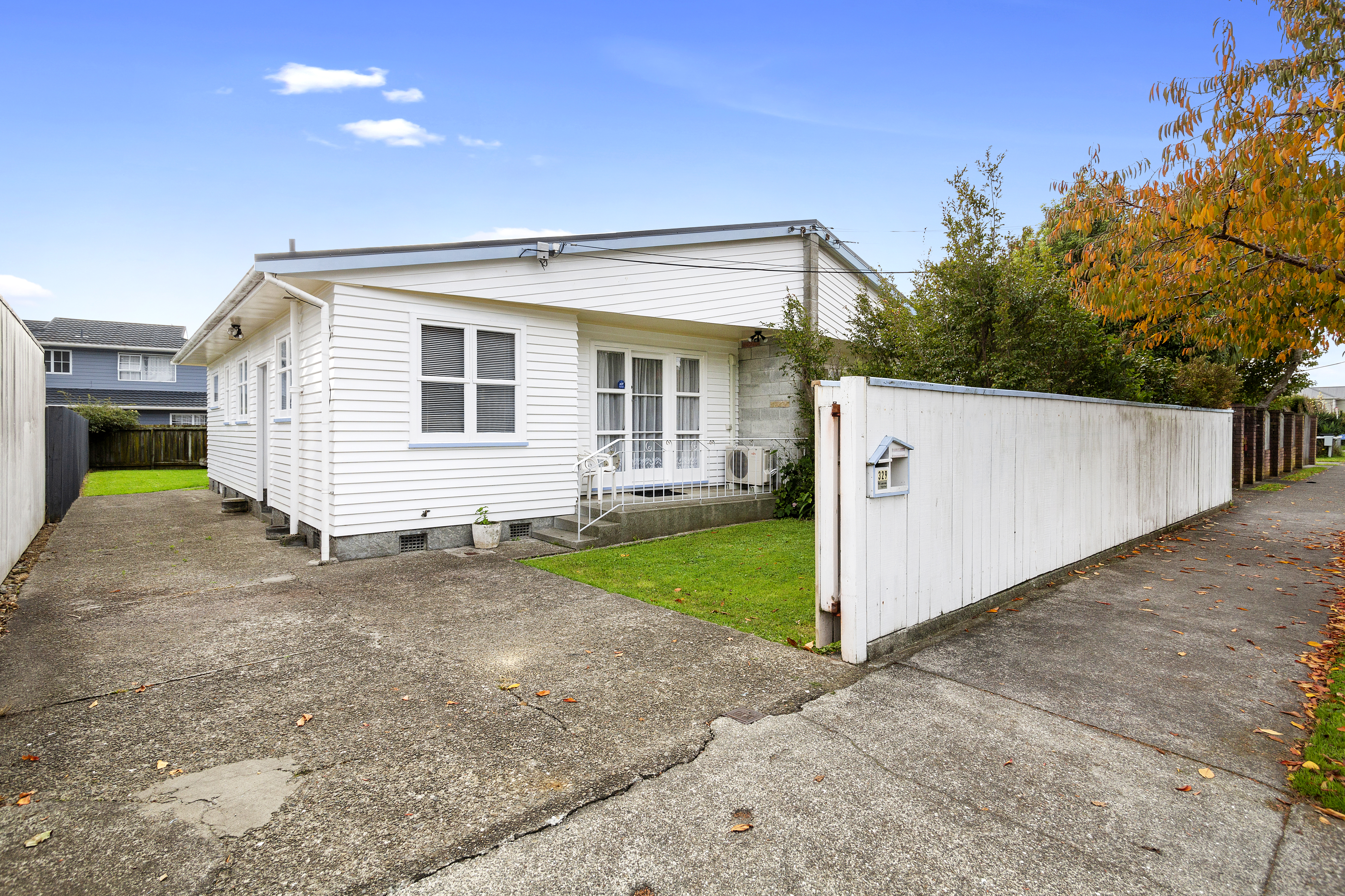 329 Waiwhetu Road, Fairfield, Lower Hutt, 2 Bedrooms, 1 Bathrooms