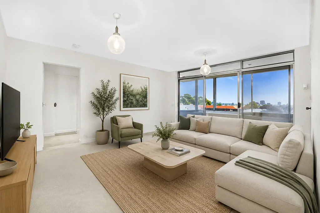 Light-Filled Two-Bedroom Apartment in Prime Randwick Location