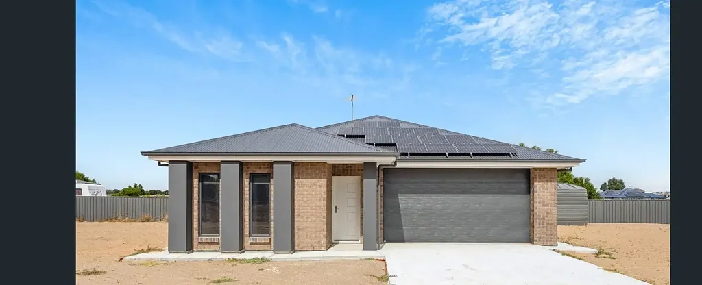 8 Riley Road, Wellington East, SA 5259