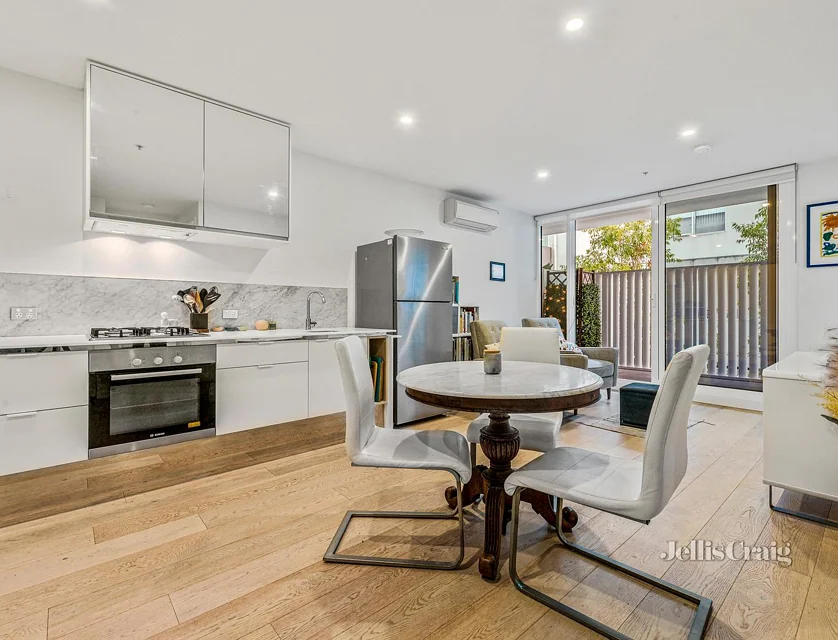 107/209-211 Bay Street, Brighton, Bayside, 2 Schlafzimmer, 1 Badezimmer, Apartment