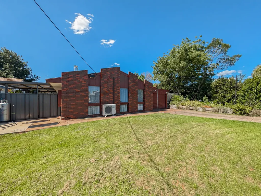 94 Lilac Avenue, Kerang, VIC 3579