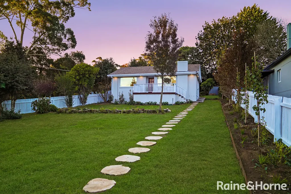 Bundanoon 2房  Charm & Sophistication- Stylish, Light-Filled Living in the Heart of Bundanoon