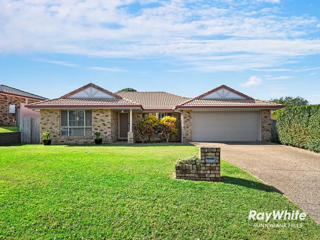 Capalaba 4બેડરૂમ Tucked away in a quiet cul-de-sac within one of Capalaba's most sought-after pockets