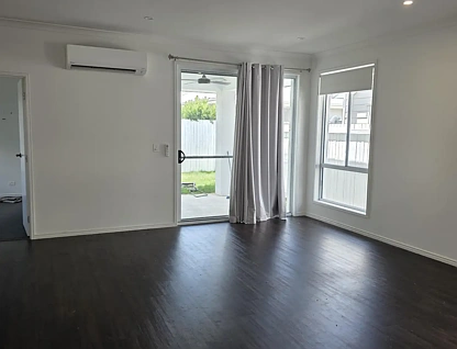 32 Oakover Crescent, Nirimba, QLD 4551, 3 Kuwarto, 2 Banyo, House