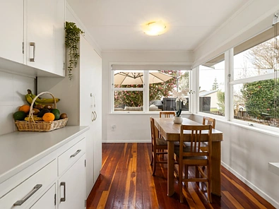 Iba Pa - 11 Forth Crescent, Glenview, Hamilton, Waikato