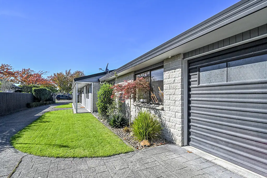 Parkvale 5 Bedroom Parkvale pleaser
