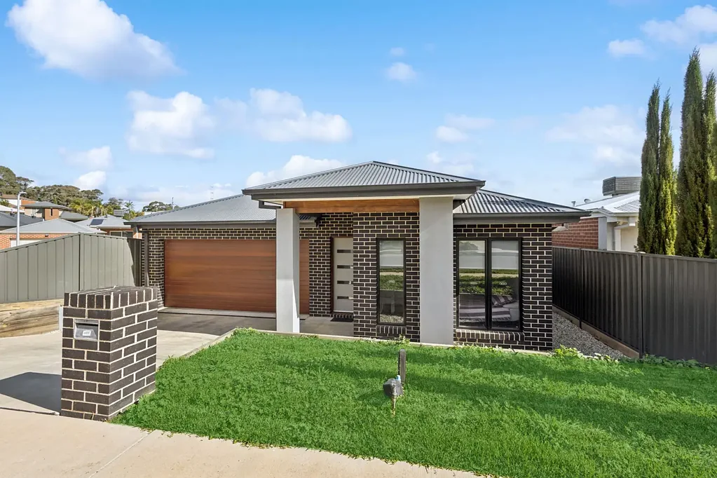 24 Hesse Avenue, Flora Hill, VIC 3550