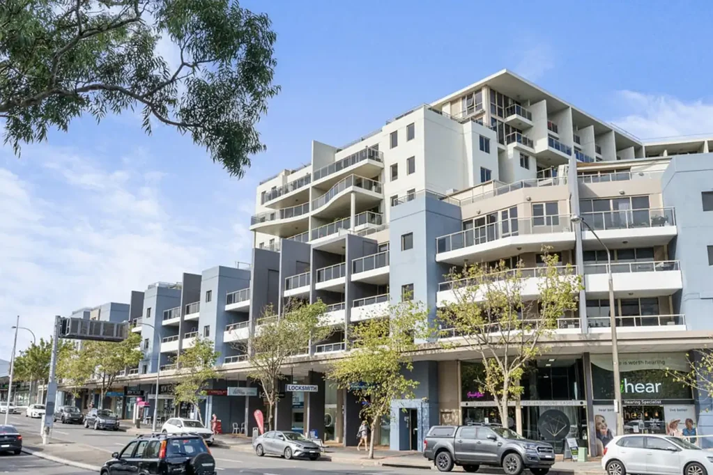 Caringbah 2 Bedroom Superb Apartment in Ultra Convenient Location
