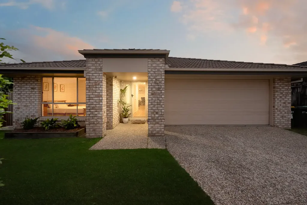 18 David Street, Upper Coomera, QLD 4209