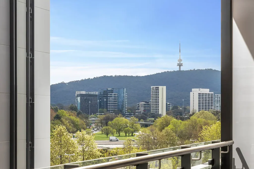 Parkes 1房  Expansive Executive Living in the Heart of Canberra � The Griffin