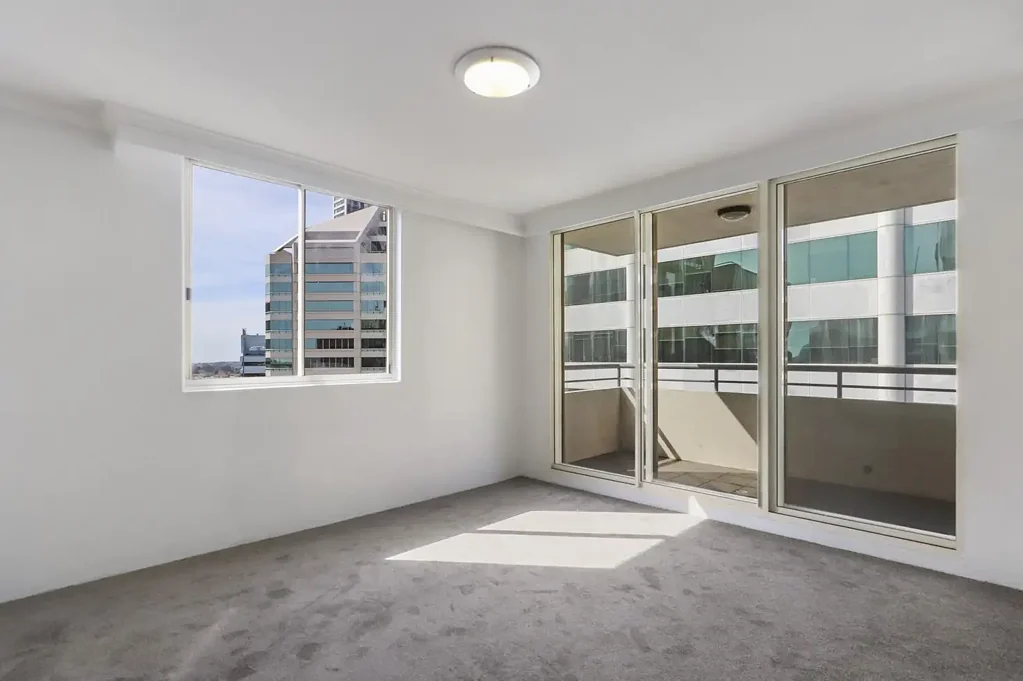 DEPOSIT TAKEN - RESORT STYLE LIVING IN GREAT LOCATION