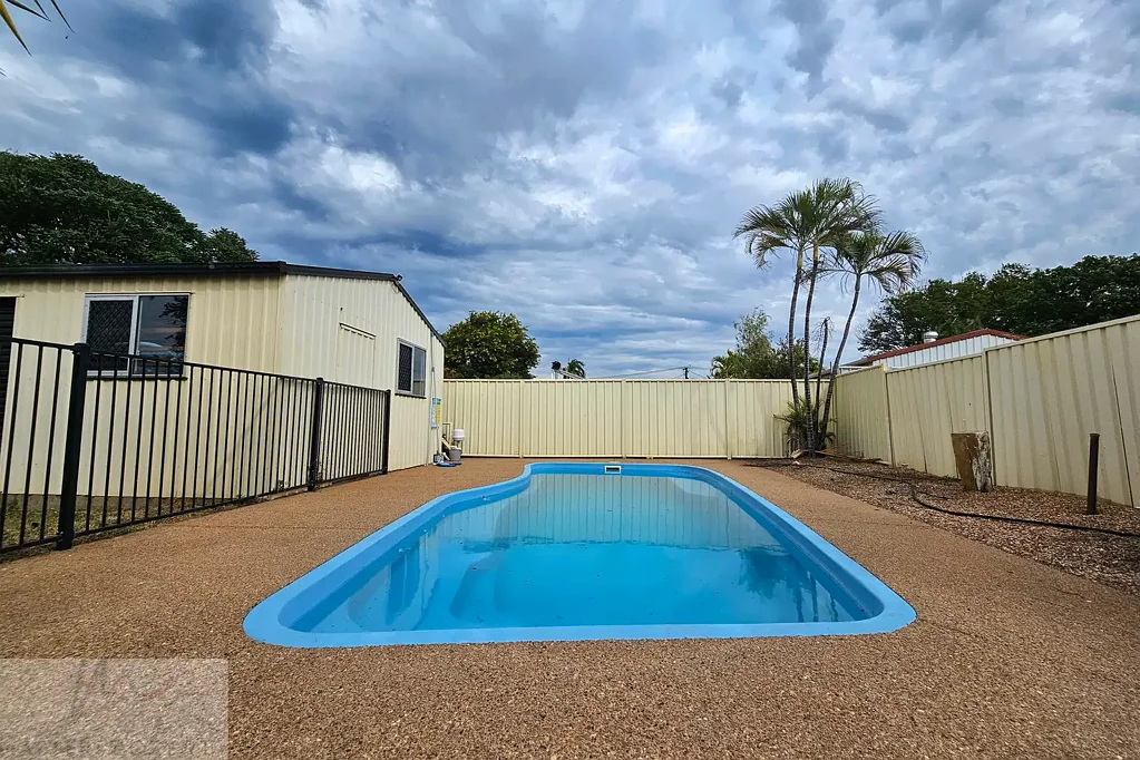 Mount Isa 3部屋 Better on Brett