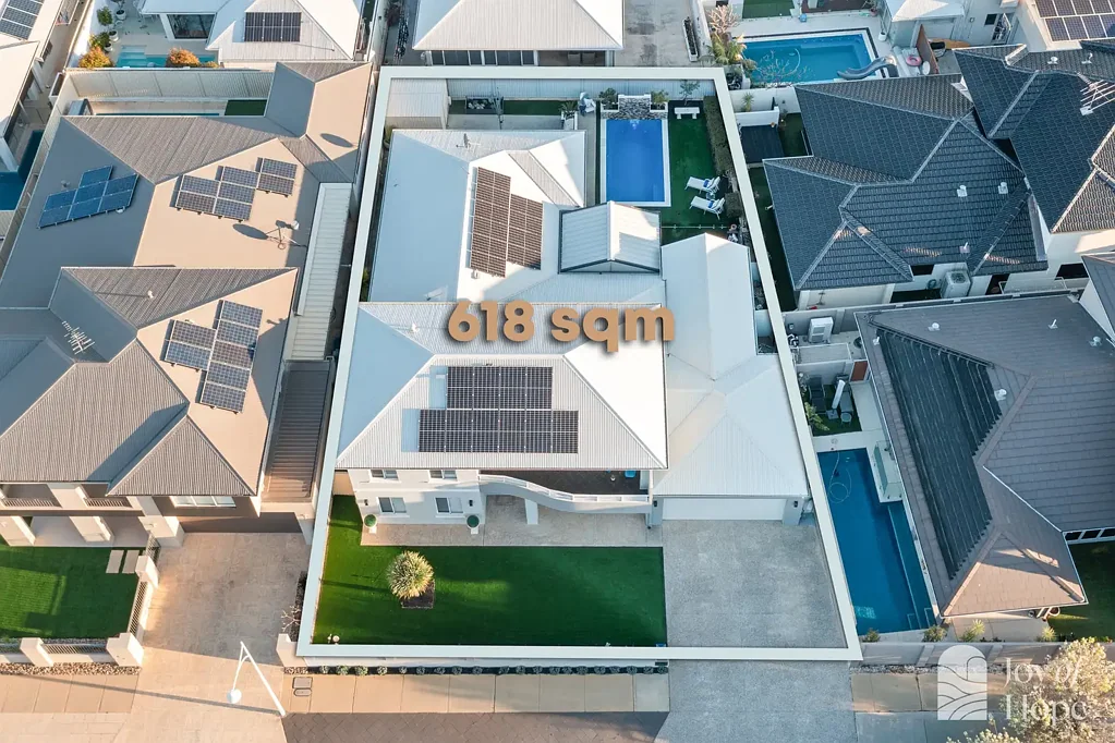 4 Cooya Pass, Burns Beach, WA 6028