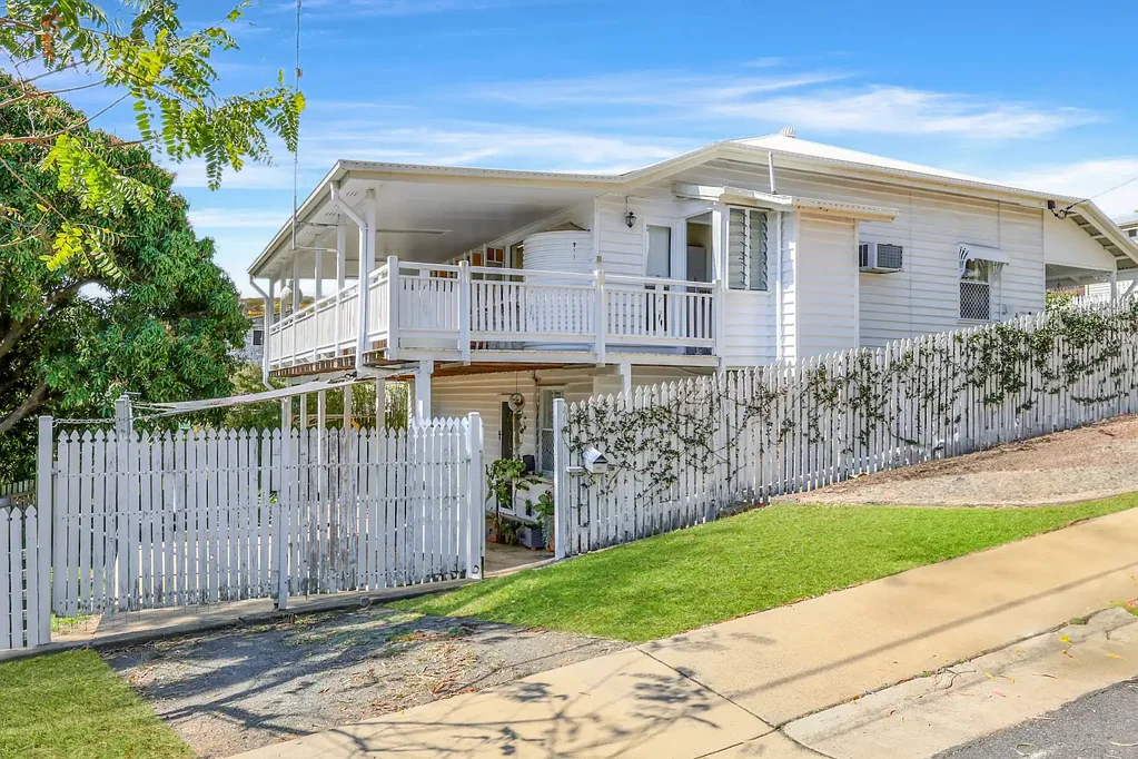 186 Agnes Street, The Range, QLD 4700