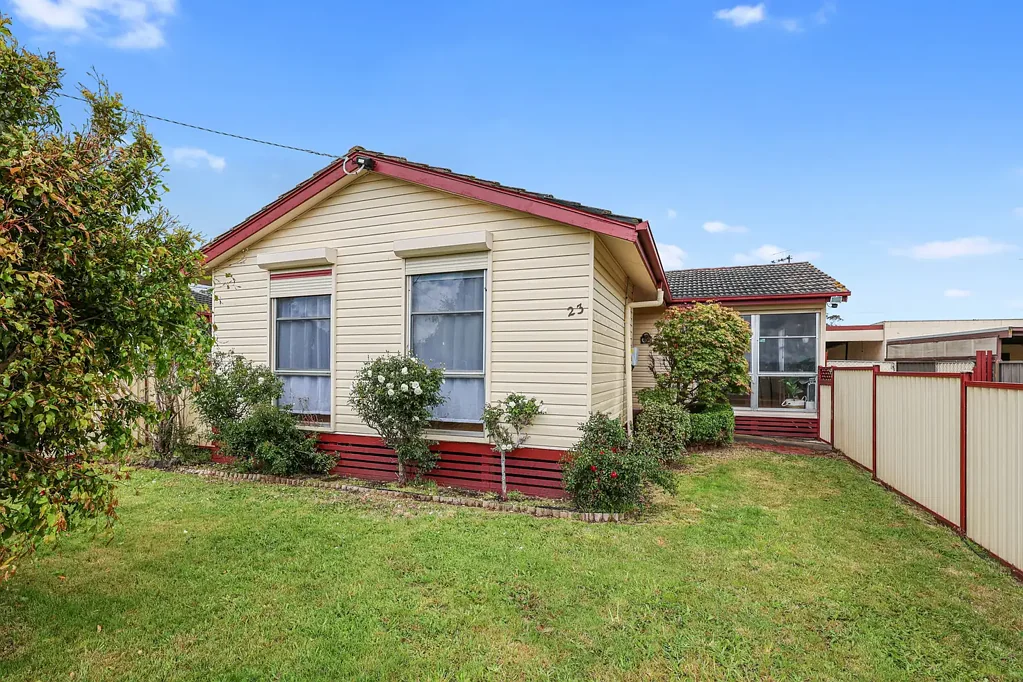 23 Tobruk Street, Cobden, VIC 3266